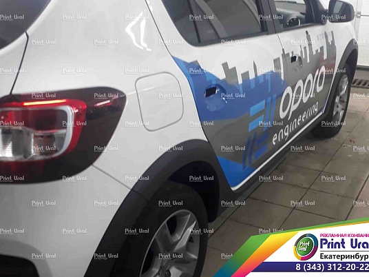 Наклейки на LOGAN. Реклама из пленки