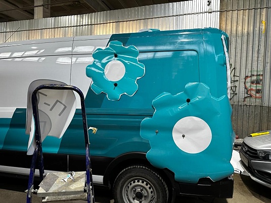 Брендирование Ford Transit