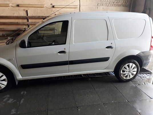 Реклама на автомобиль. Трубопроводные технологии.