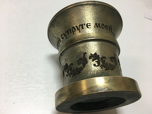 Гравировка на радиусных изделиях