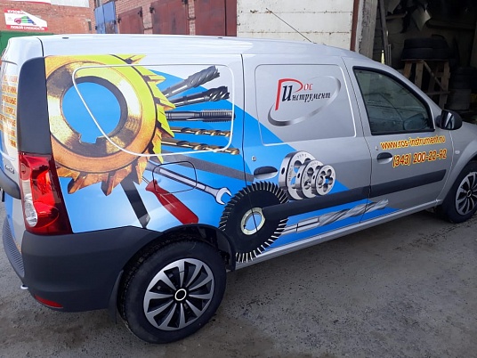 Брендирование автомобиля Лада ларгус. Компания Рос инструмент.