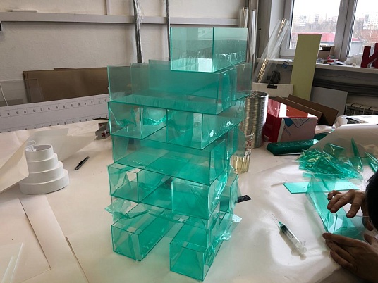 Короб из оргстекла