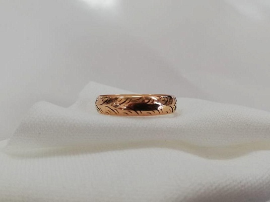 Гравировка на кольцах, ювелирных украшениях